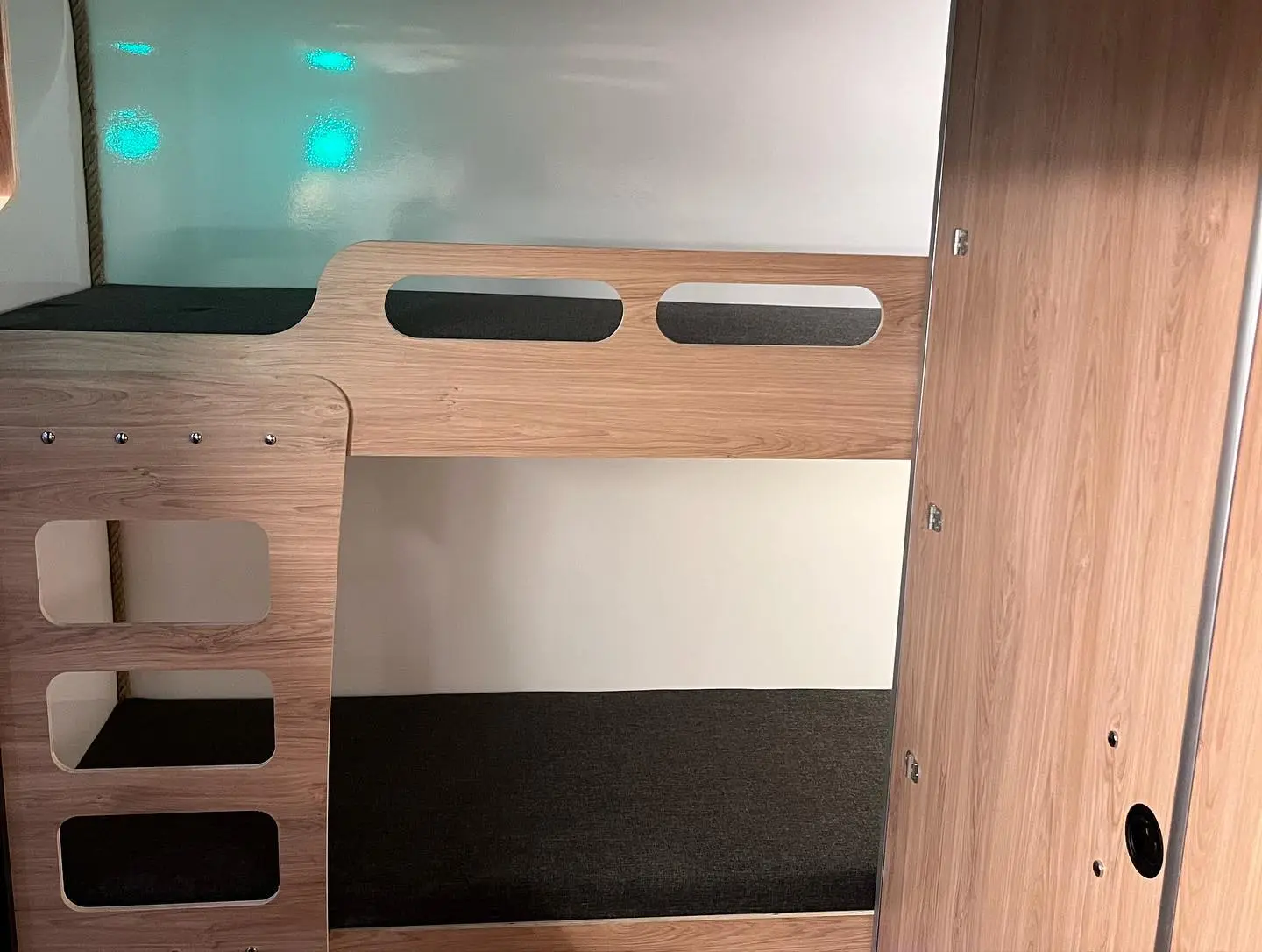 Ankara karavan yatak odası tasarımı - BOW'S CARAVAN